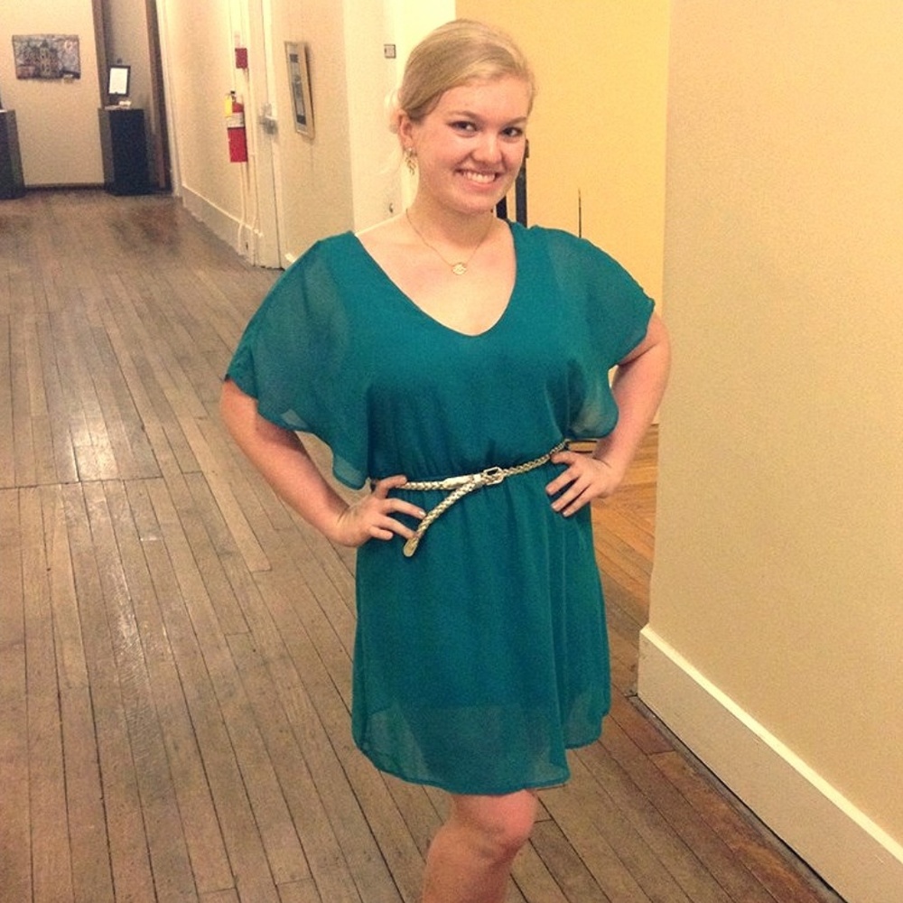 Short-Sleeve Chiffon Dress w/ Keyhole Back
